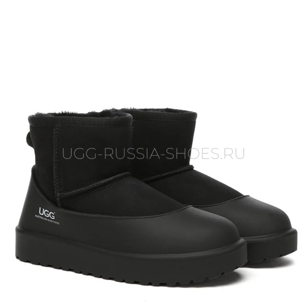 UGG Women’s Boot Guard Black